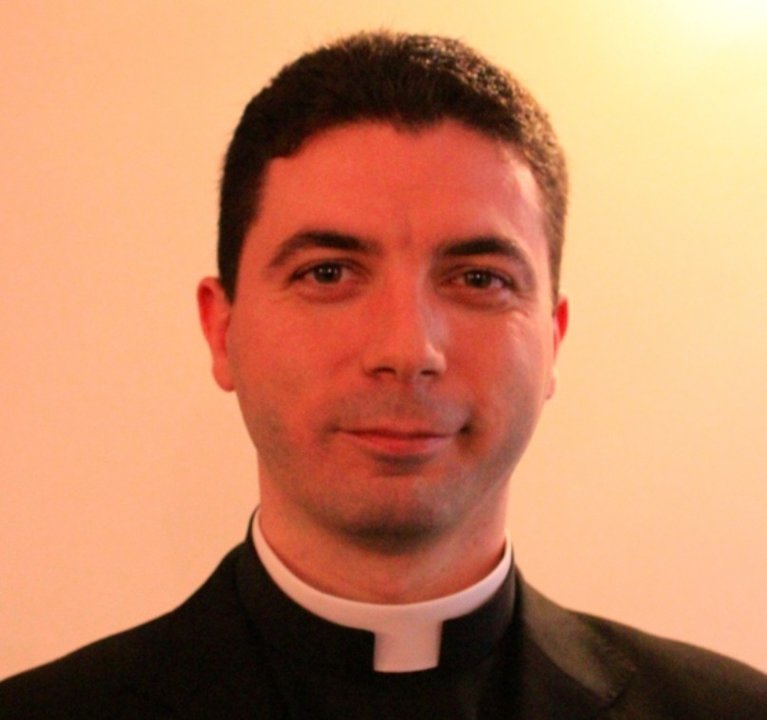 El Consejero Segundo de la Nunciatura, Mons. Renato Kucic, concluye su trabajo en España.