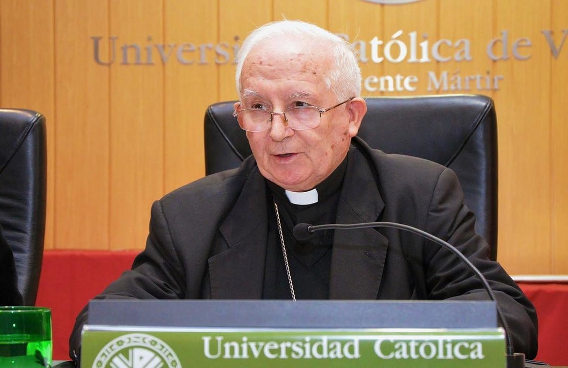 El cardenal de Valencia, Antonio Cañizares.