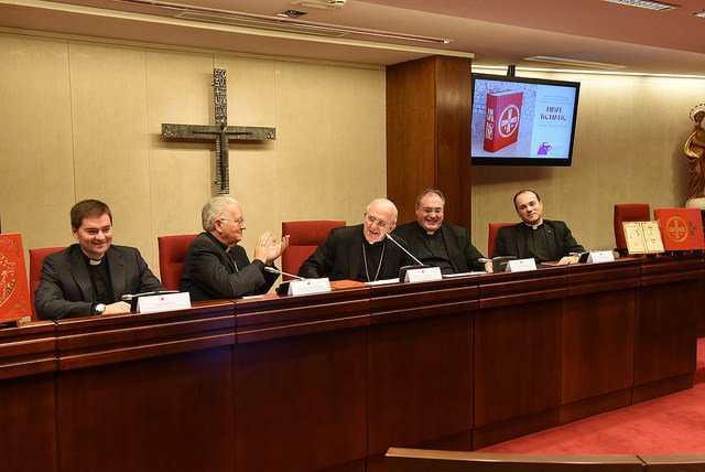 La comisión de obispos que ha presentado el nuevo Misal Romano. 