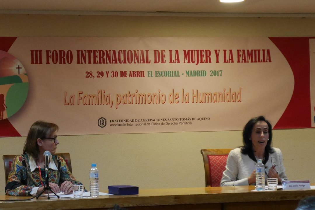 Ponentes del III Foro Internacional Familia y Mujer. 